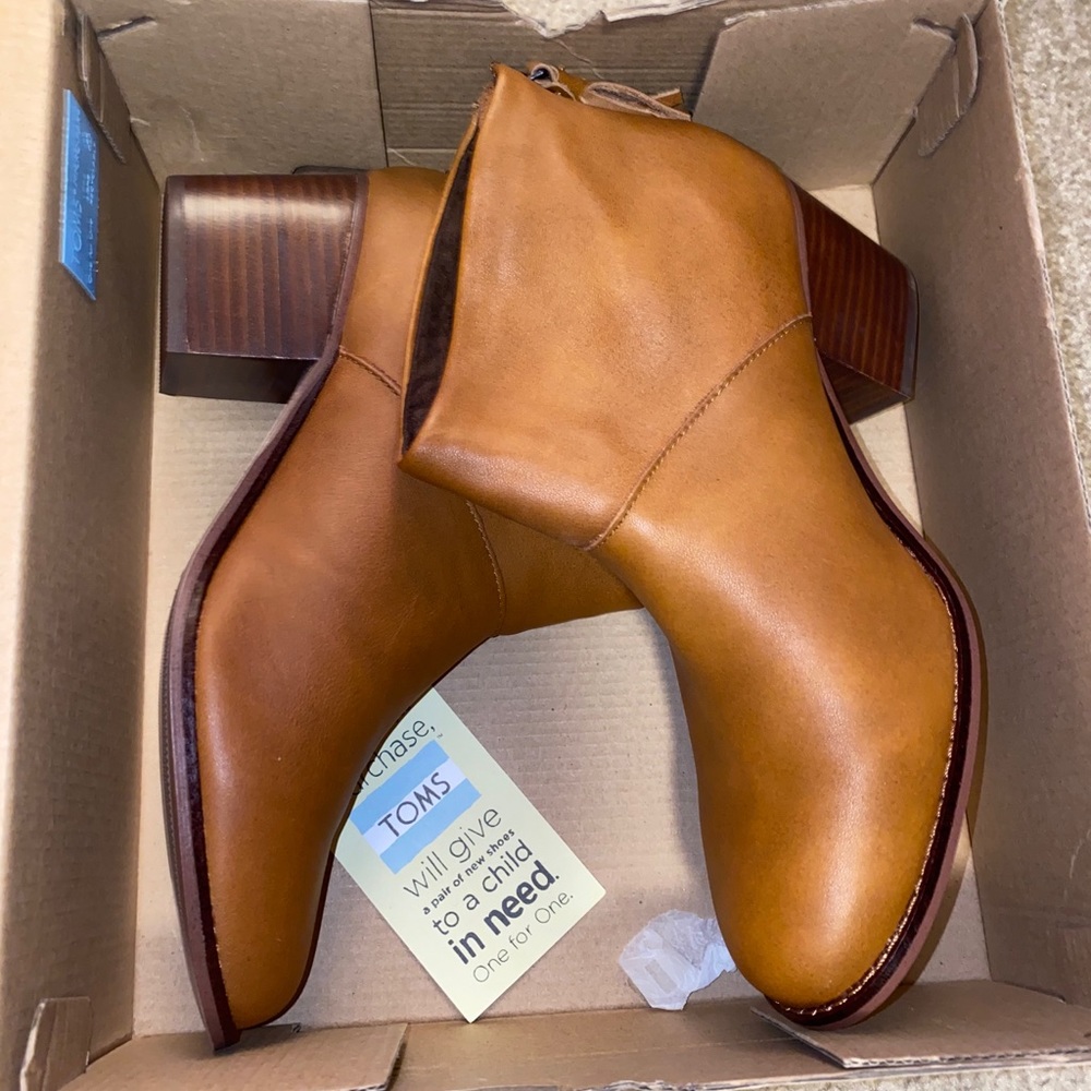 Tom’s booties